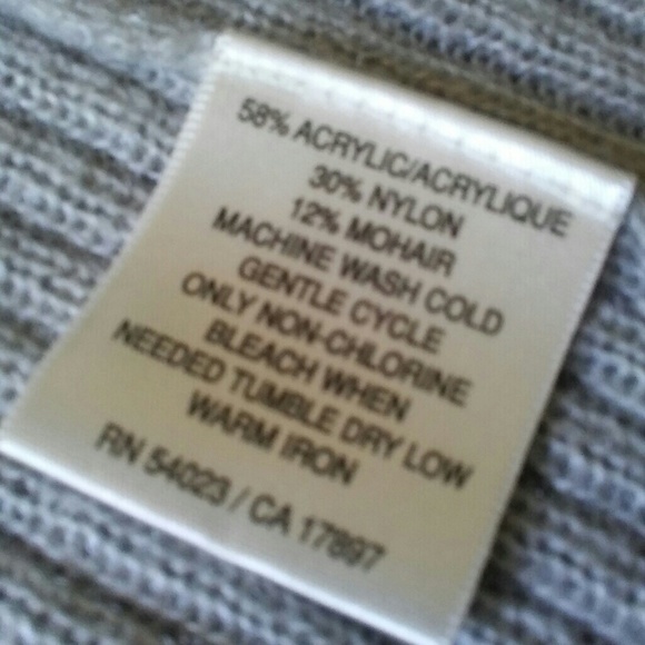 Old Navy sleeveless top - Picture 5 of 8